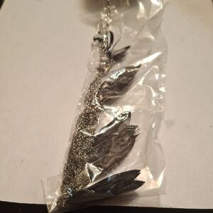 Elegant Silver Leaf Necklace